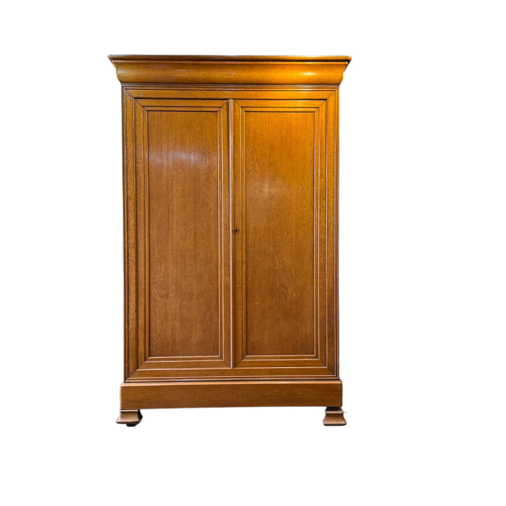 French Linen Cupboard, 1920âs, French walnut