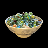 Large selection of vintage marbles  thumbnail