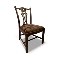 Extendable dining table, 6 chairs and 2 carvers thumbnail