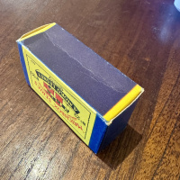 1950âs Matchbox MOKO Lesney No. 23 Berkeley Cavalier Caravan thumbnail