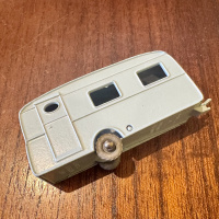 1950âs Matchbox MOKO Lesney No. 23 Berkeley Cavalier Caravan thumbnail