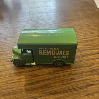 Matchbox, MOKO Lesney No17, Matchbox removals service van thumbnail