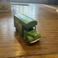 Matchbox, MOKO Lesney No17, Matchbox removals service van thumbnail