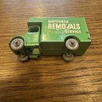 Matchbox, MOKO Lesney No17, Matchbox removals service van thumbnail
