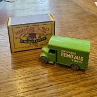 Matchbox, MOKO Lesney No17, Matchbox removals service van thumbnail