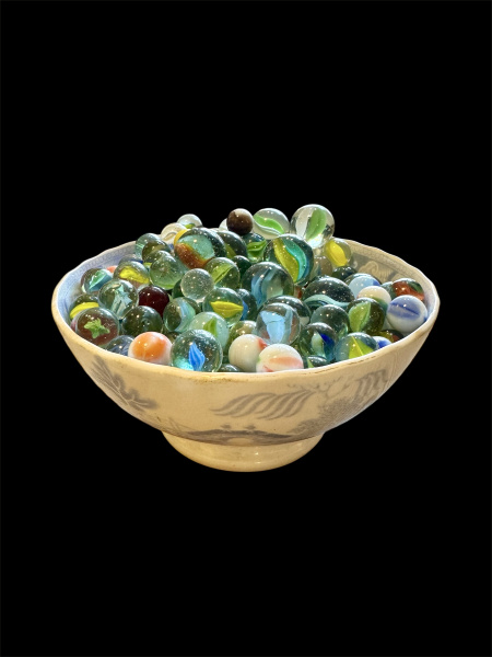 Large selection of vintage marbles 