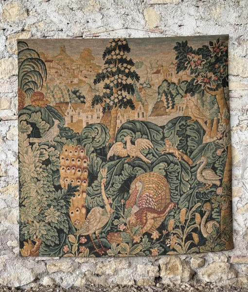 Antique Tapestry âBestiaireâ the menagerie